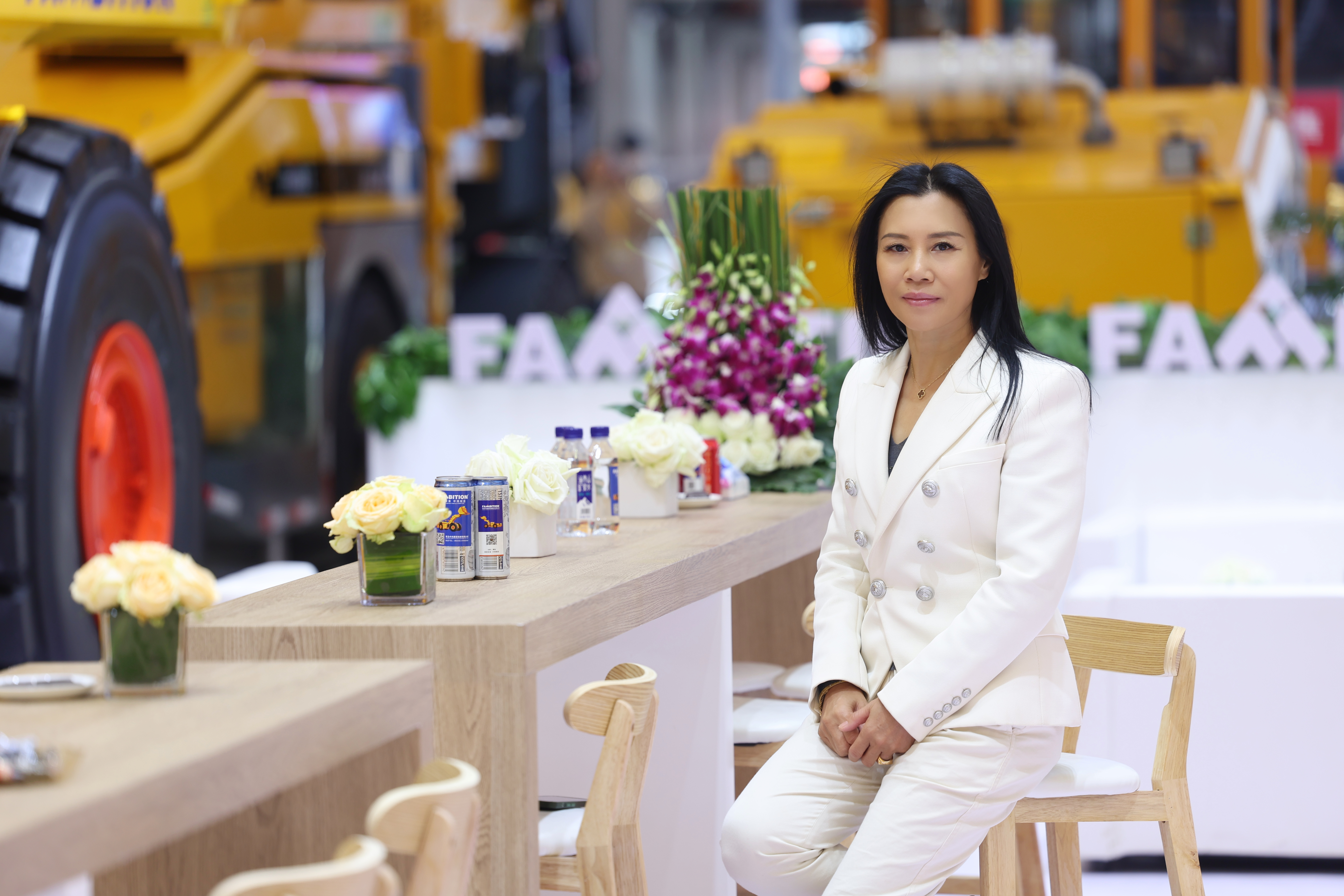 32 жыл үздіктерге ұмтылу, болашаққа арналған армандарды құру — Бас менеджердің жаңа жылдық үндеуі.